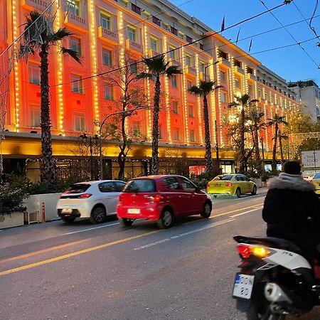 2 Bd Apt In Syntagma With Acropolis View أثينا المظهر الخارجي الصورة